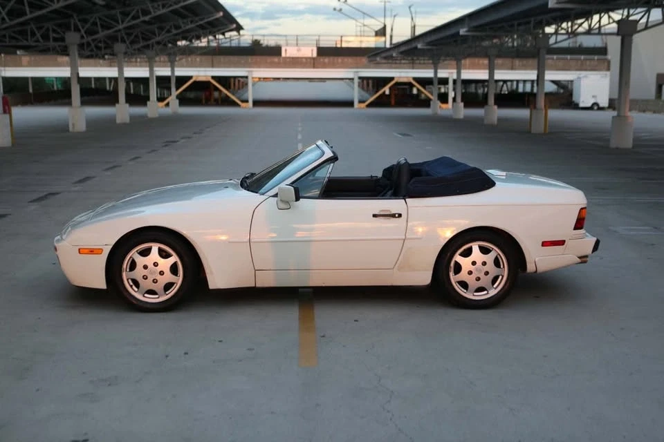 1990 Porsche 944 S2 - Image 5 of 20