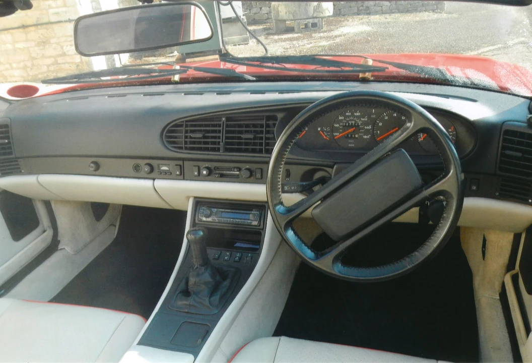 1990 Porsche 944 S2 - Image 6 of 7