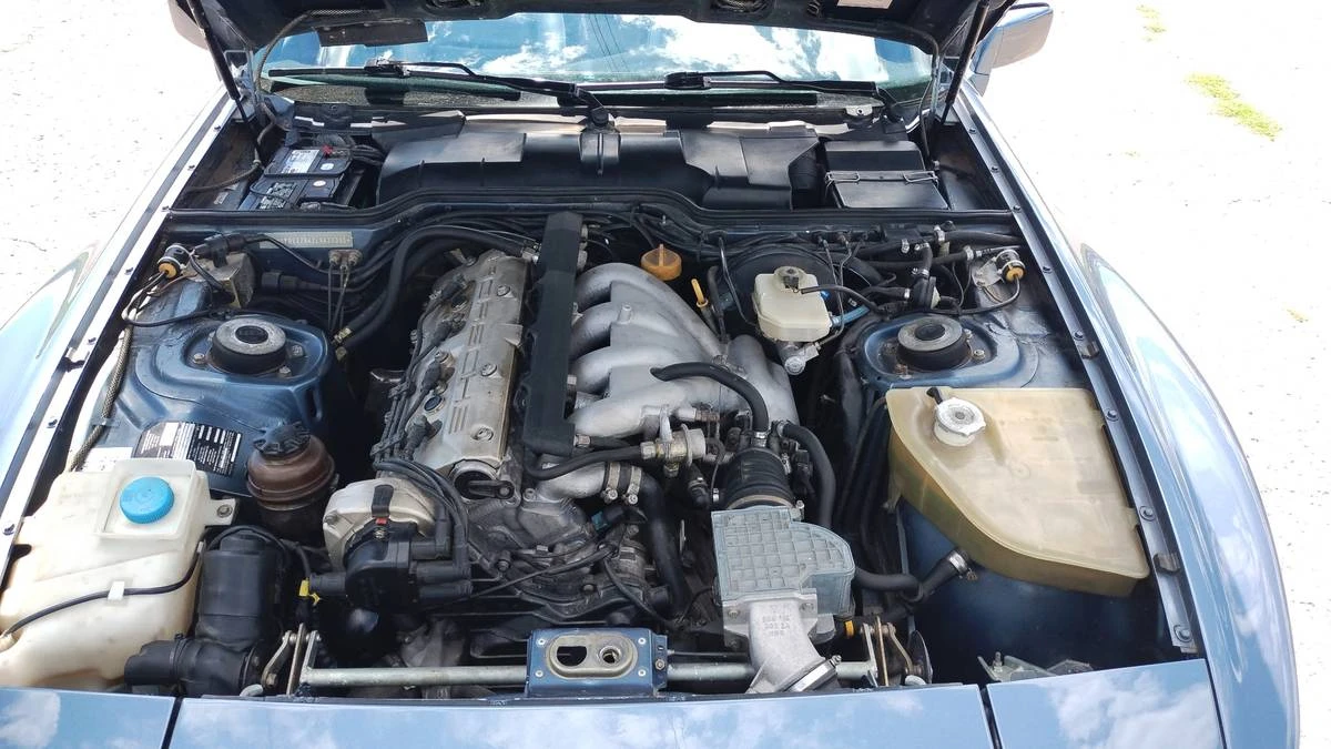 1990 Porsche 944 S2 - Image 10 of 14