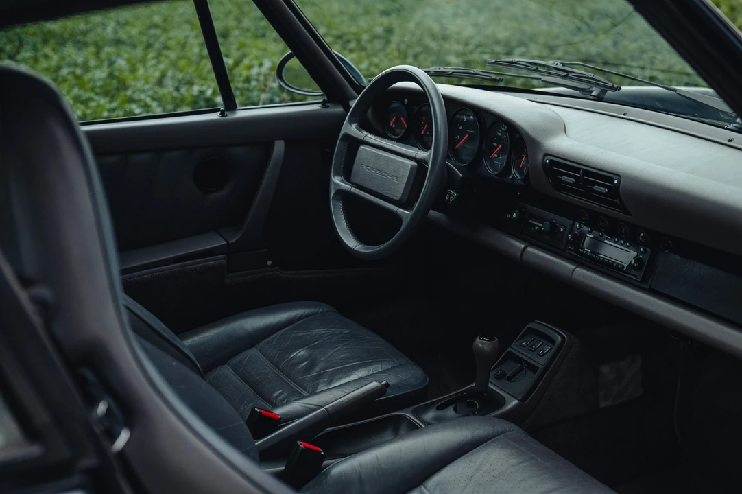 1990 Porsche 964 Carrera - Image 9 of 31