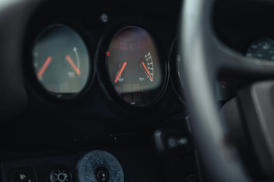 1990 Porsche 964 Carrera - Image 12 of 31
