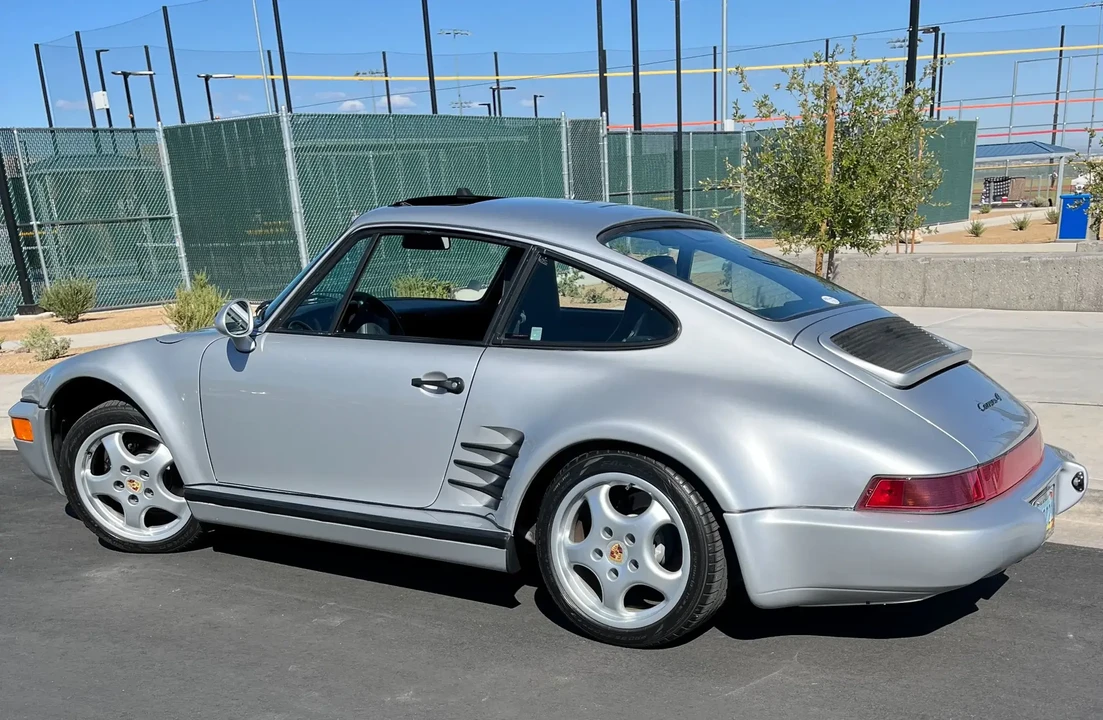 1990 Porsche 964 Carrera 4 - Image 6 of 6