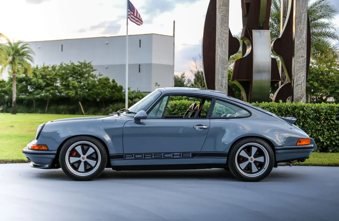 1990 Porsche 964 Carrera 4 - Image 6 of 6
