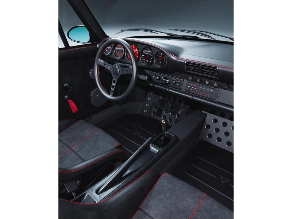 1990 Porsche 964 Carrera 4 - Image 22 of 31