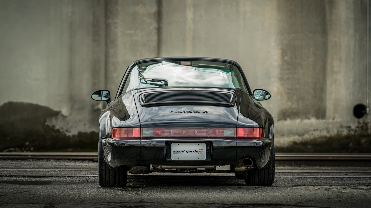 1990 Porsche 964 Carrera 4 - Image 7 of 31