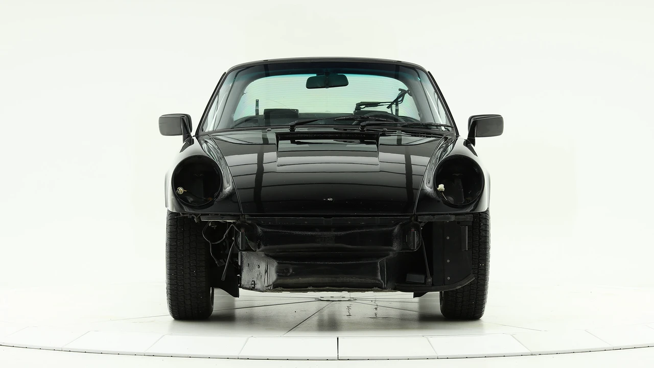 1990 Porsche 964 Carrera 4 - Image 5 of 31