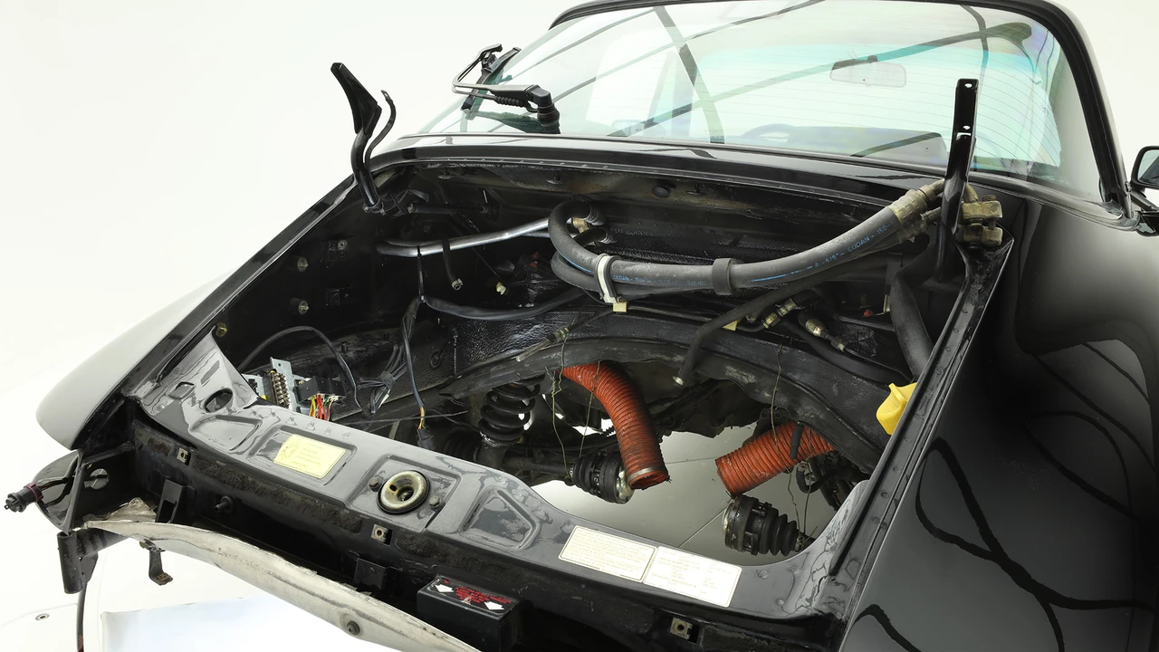 1990 Porsche 964 Carrera 4 - Image 19 of 31