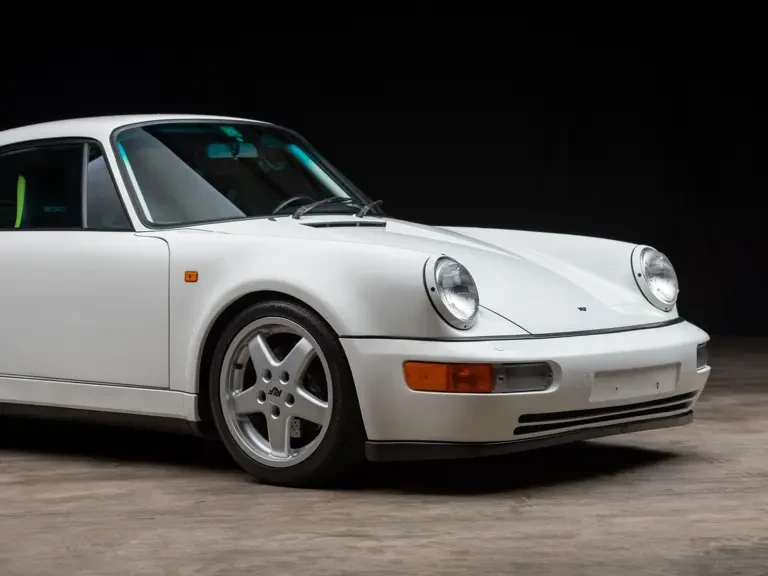 1990 Porsche 964 Carrera 4 - Image 26 of 31