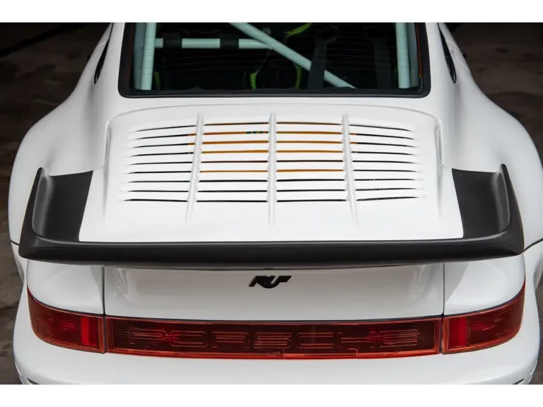 1990 Porsche 964 Carrera 4 - Image 16 of 31