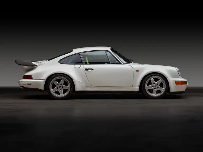 1990 Porsche 964 Carrera 4 - Image 2 of 31
