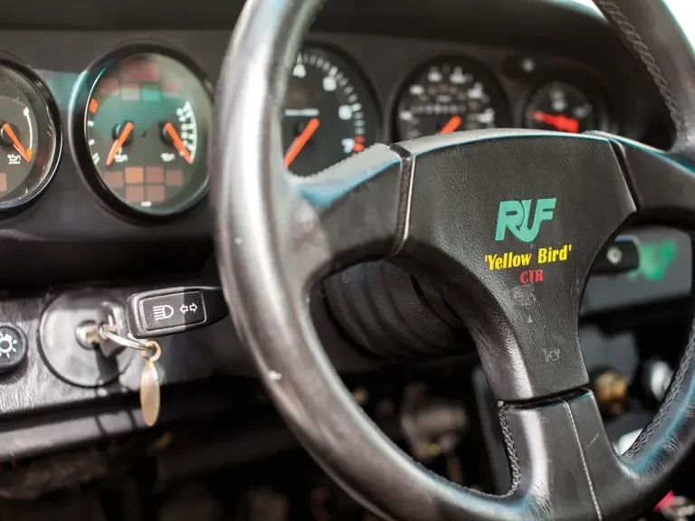 1990 Porsche 964 Carrera 4 - Image 20 of 30