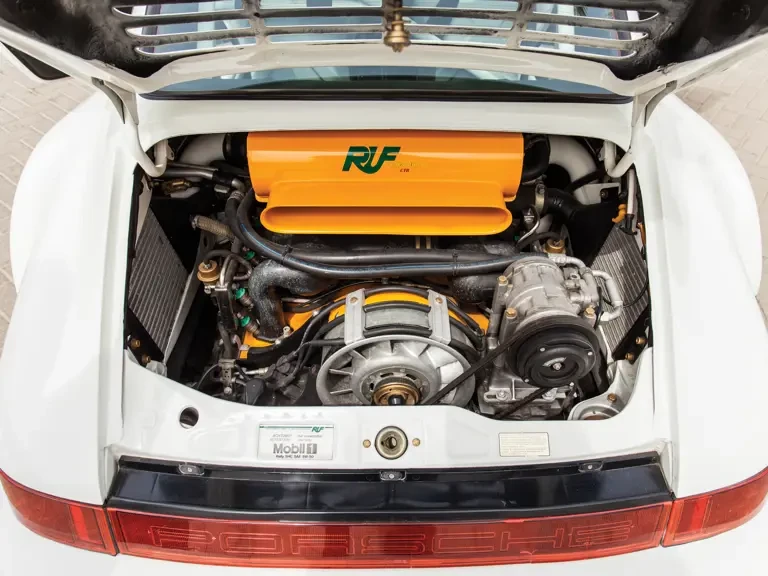 1990 Porsche 964 Carrera 4 - Image 4 of 30