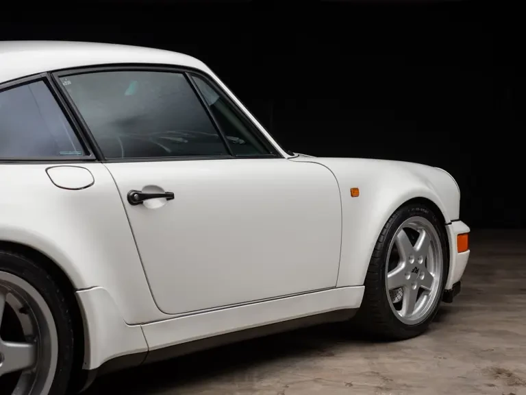 1990 Porsche 964 Carrera 4 - Image 22 of 31