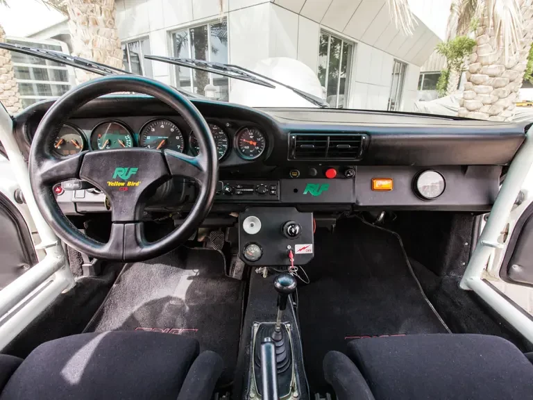 1990 Porsche 964 Carrera 4 - Image 5 of 30