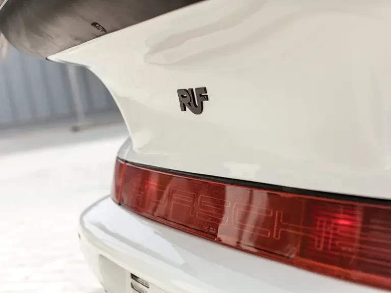 1990 Porsche 964 Carrera 4 - Image 11 of 30