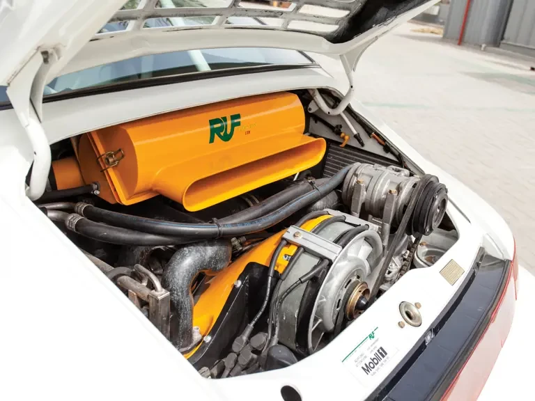 1990 Porsche 964 Carrera 4 - Image 22 of 30
