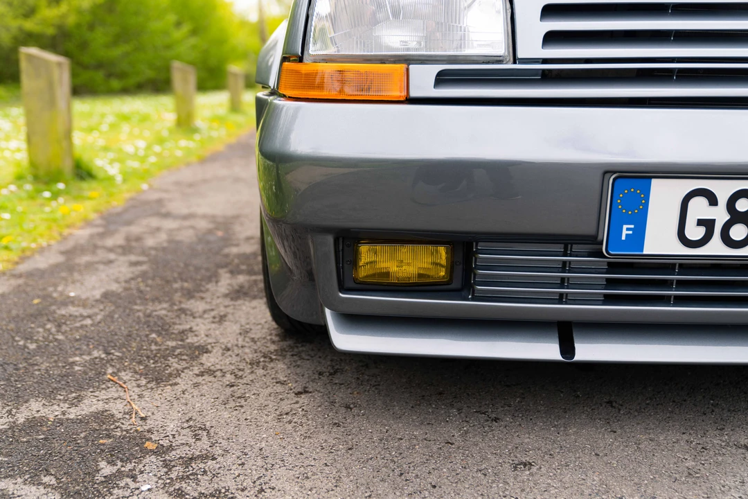 1990 Renault 5 GT Turbo - Image 28 of 31