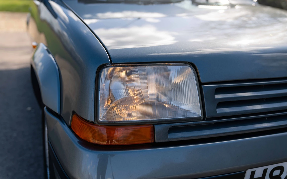 1990 Renault 5 GT Turbo - Image 28 of 31