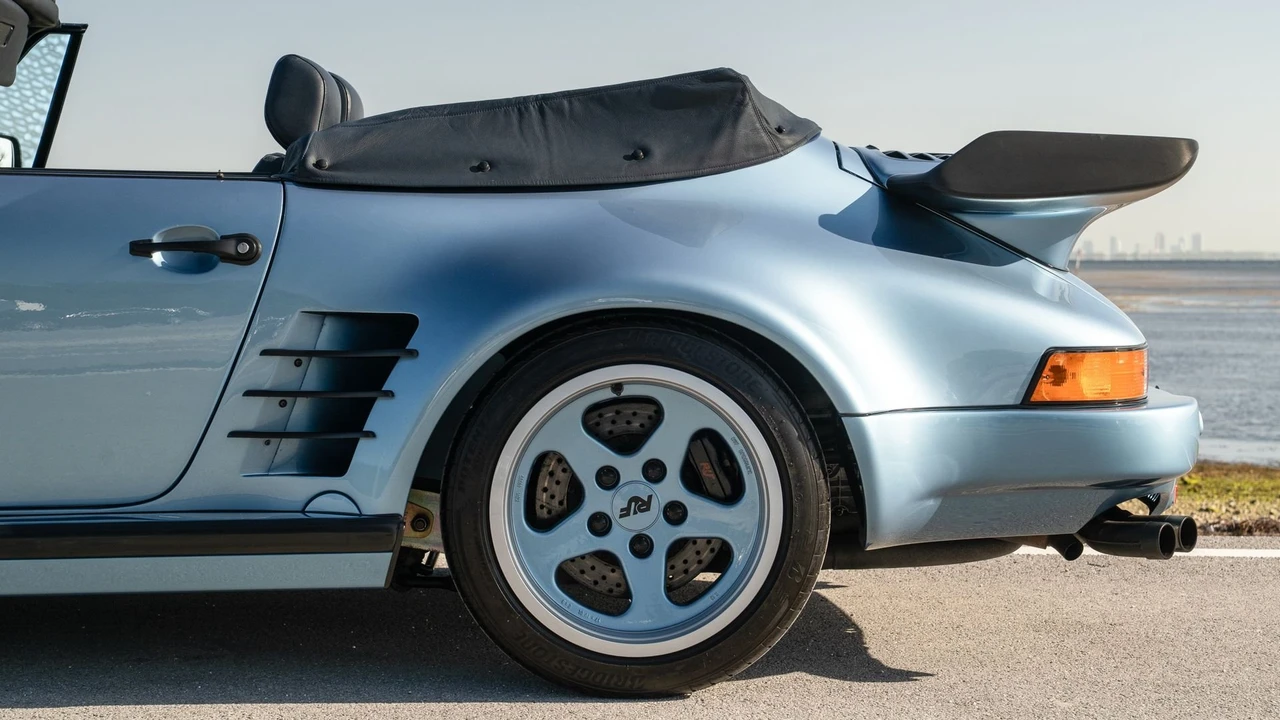 1990 RUF - Image 14 of 31