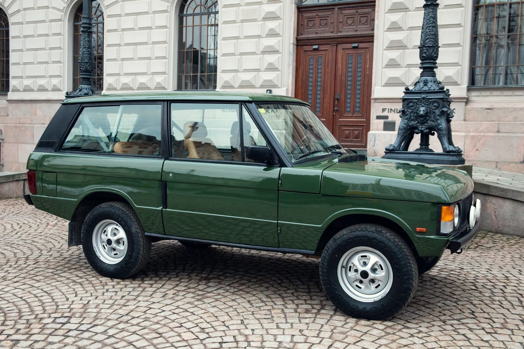 1990 Land Rover Range Rover Classic - Image 8 of 31