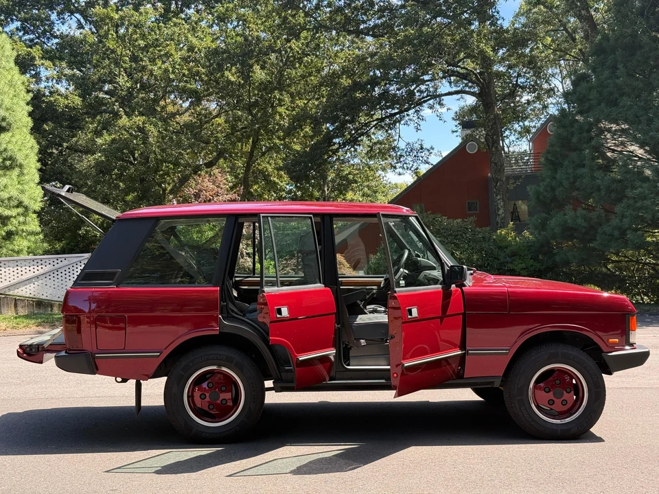 1990 Land Rover Range Rover Classic - Image 9 of 31