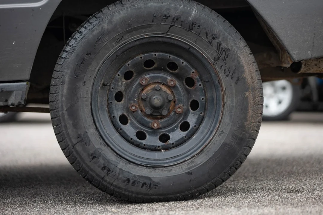 1990 Land Rover Range Rover Classic - Image 14 of 30