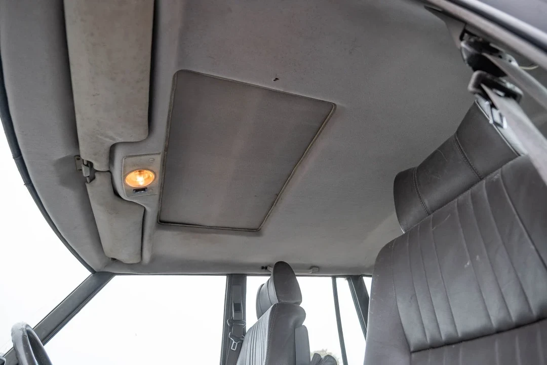 1990 Land Rover Range Rover Classic - Image 19 of 30