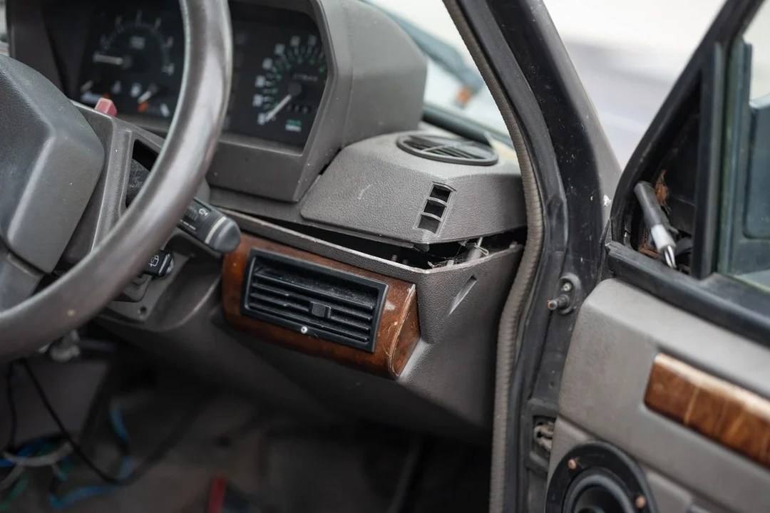 1990 Land Rover Range Rover Classic - Image 29 of 30