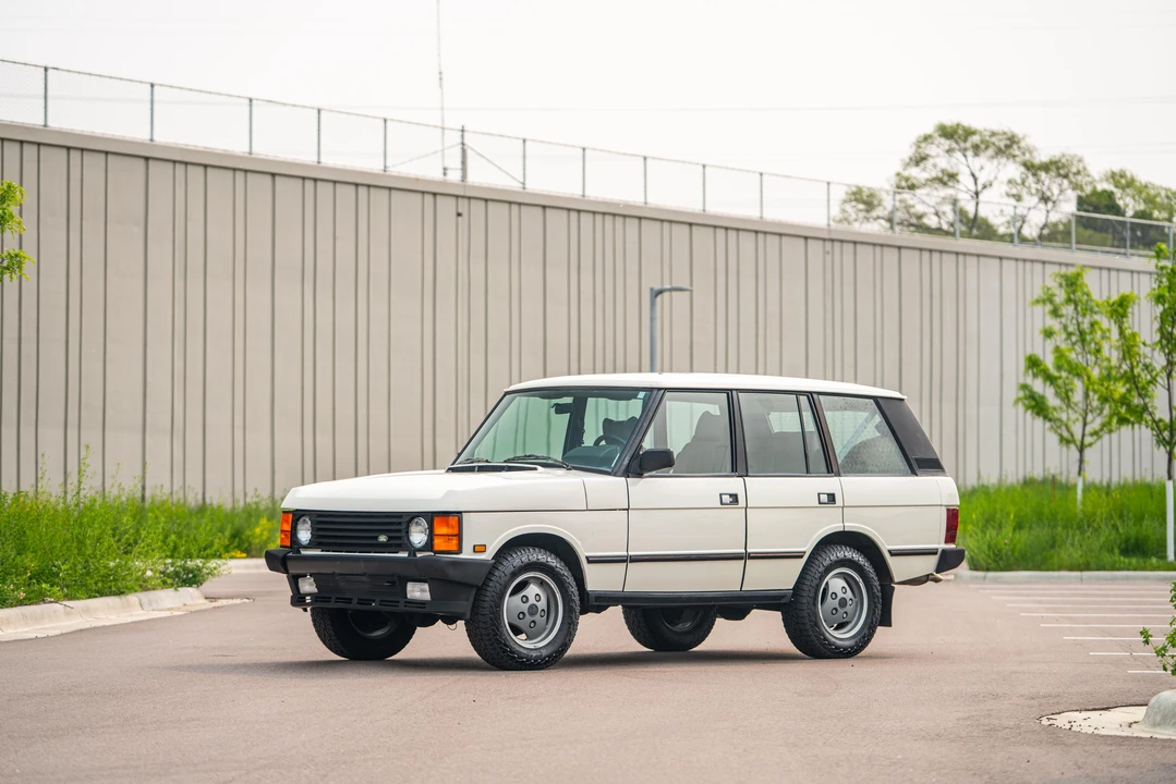 1990 Land Rover Range Rover Classic - Image 9 of 31