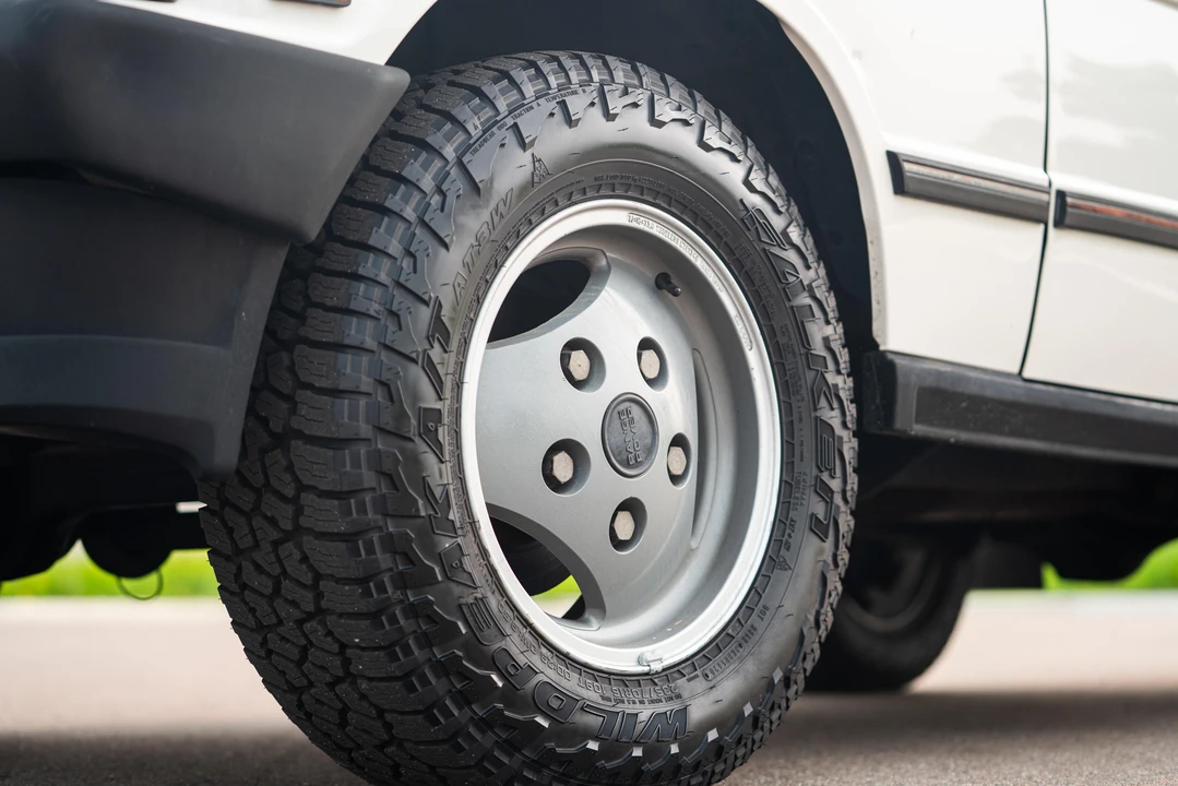 1990 Land Rover Range Rover Classic - Image 24 of 31