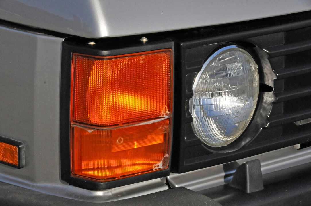1990 Land Rover Range Rover Classic - Image 29 of 31