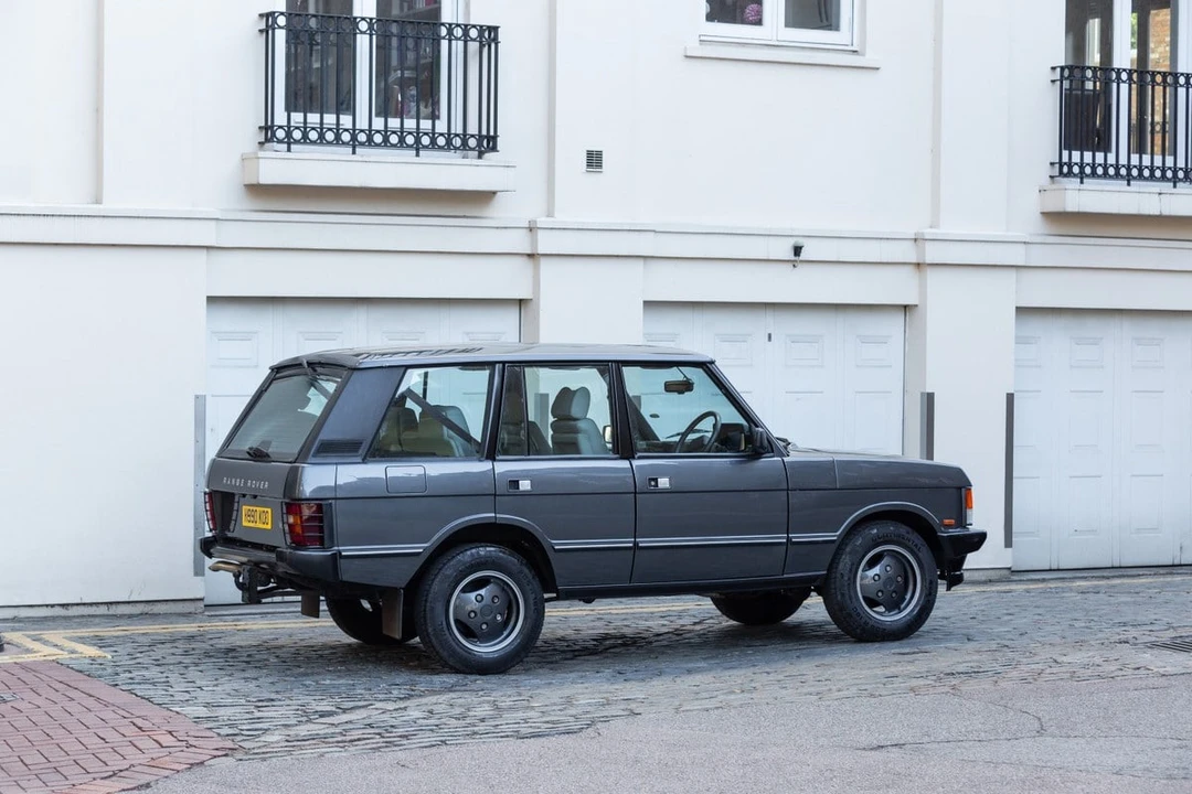 1990 Land Rover Range Rover Classic - Image 9 of 30