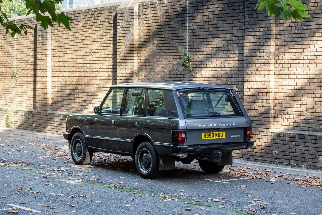 1990 Land Rover Range Rover Classic - Image 15 of 30