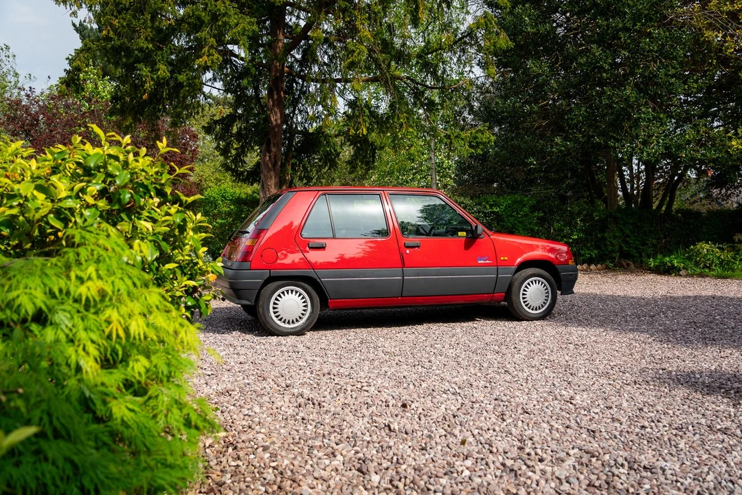 1990 Renault 5 - Image 17 of 30