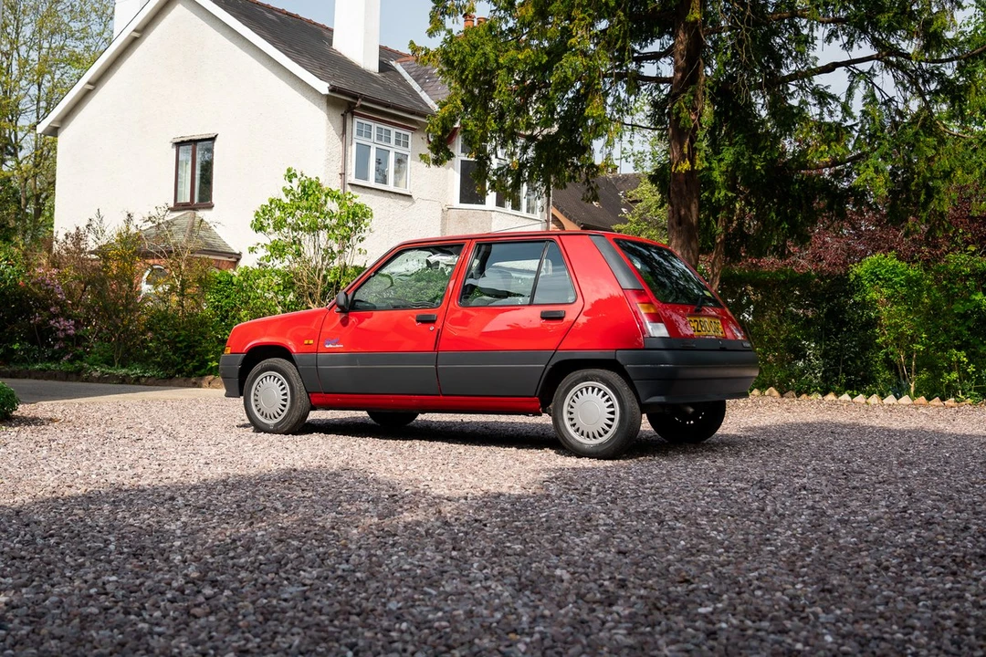 1990 Renault 5 - Image 14 of 30