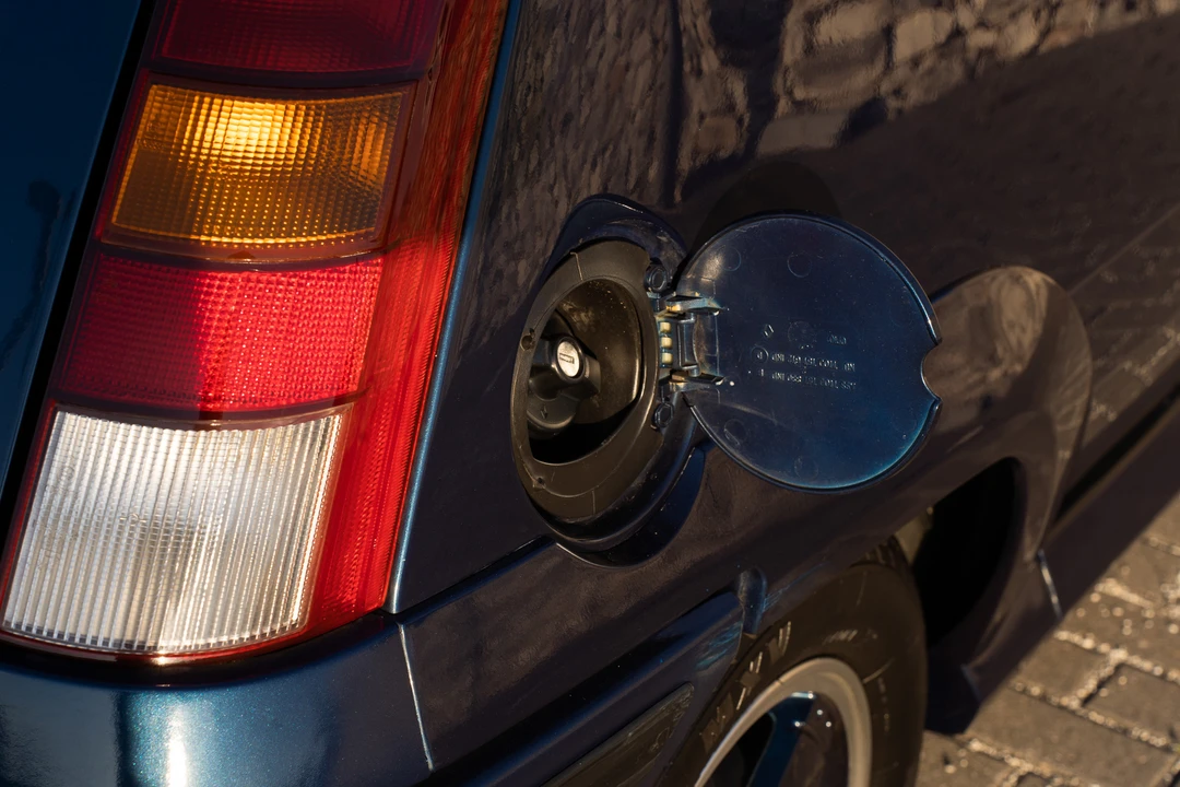 1990 Renault 5 GT Turbo - Image 24 of 31