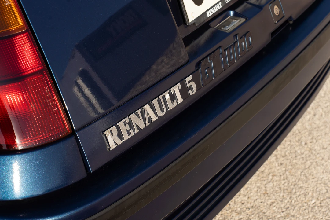 1990 Renault 5 GT Turbo - Image 25 of 31