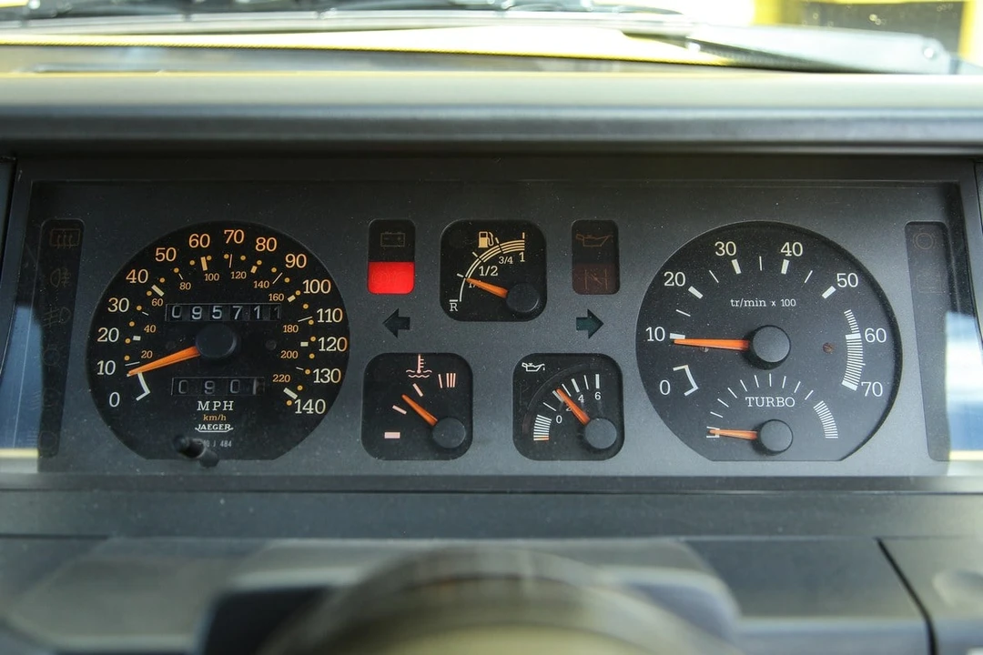 1990 Renault 5 GT Turbo - Image 26 of 30