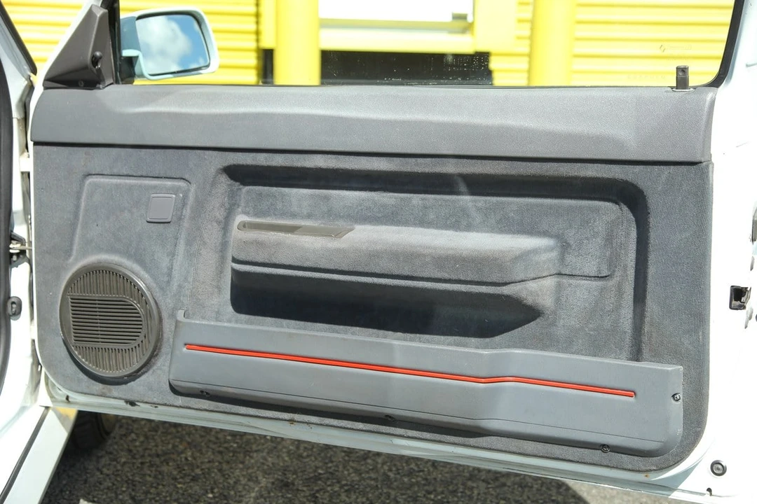 1990 Renault 5 GT Turbo - Image 28 of 30