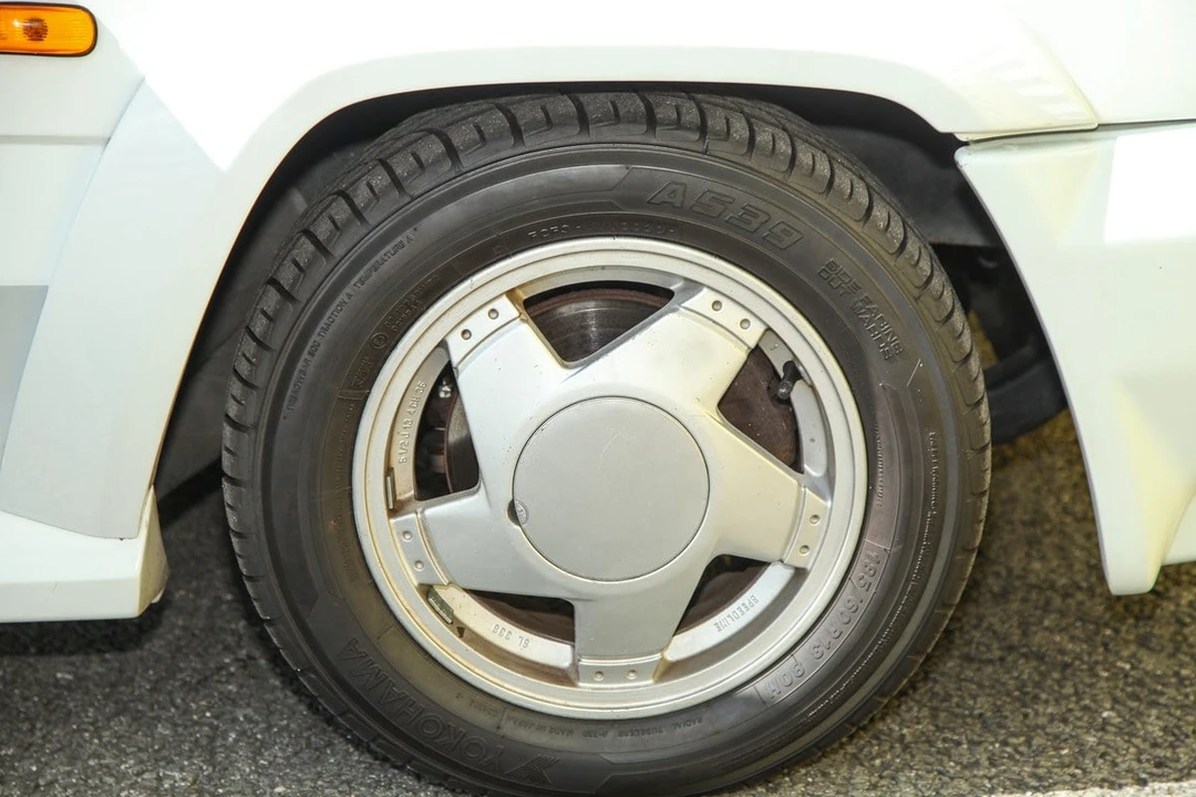 1990 Renault 5 GT Turbo - Image 20 of 30
