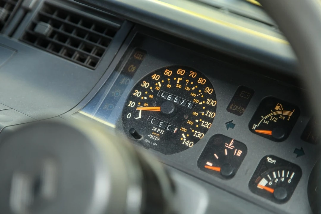 1990 Renault 5 GT Turbo - Image 25 of 30