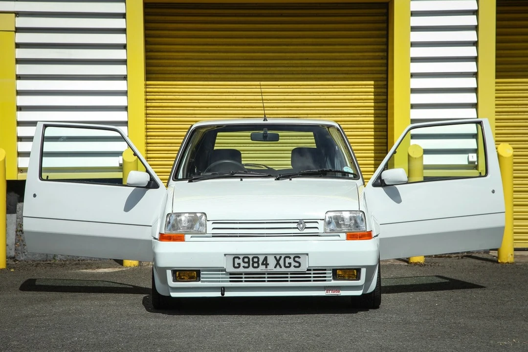1990 Renault 5 GT Turbo - Image 15 of 30