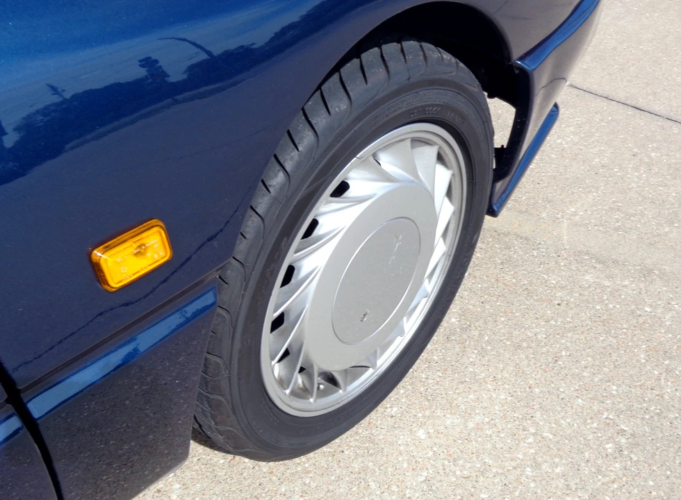 1990 Alpine - Image 12 of 31