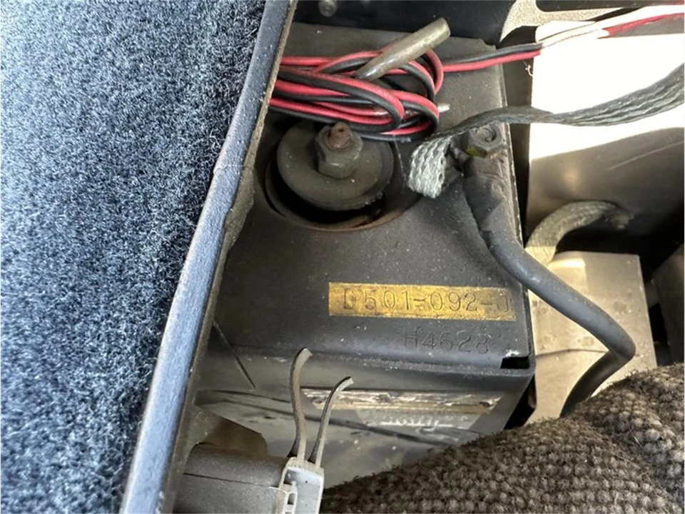 1990 Renault - Image 16 of 31