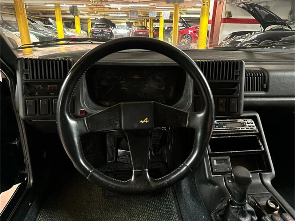 1990 Renault - Image 26 of 31