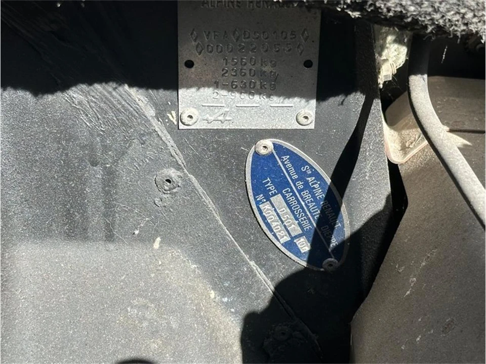 1990 Renault - Image 17 of 31