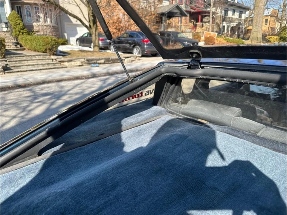 1990 Renault - Image 21 of 31