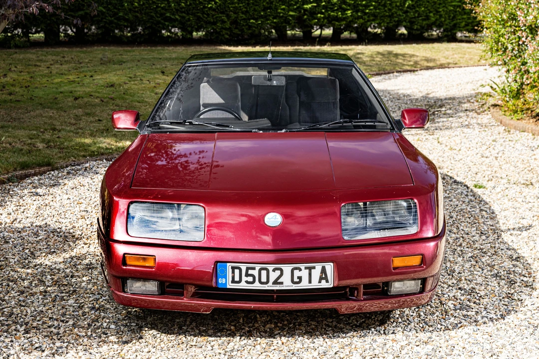 1990 Renault - Image 12 of 30