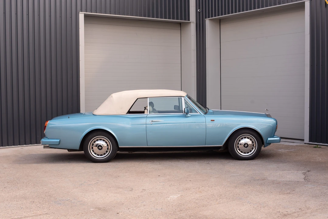 1990 Rolls-Royce Corniche Series III - Image 9 of 31
