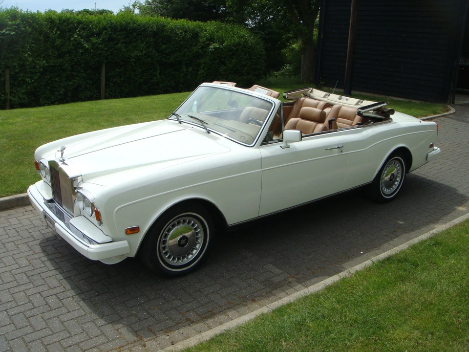 1990 Rolls-Royce Corniche Series III - Image 2 of 7